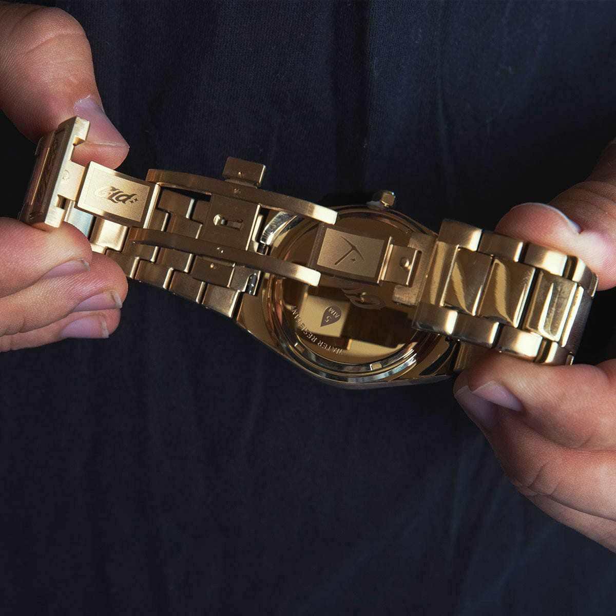 GLD Men 42MM Alpha Era® Gold