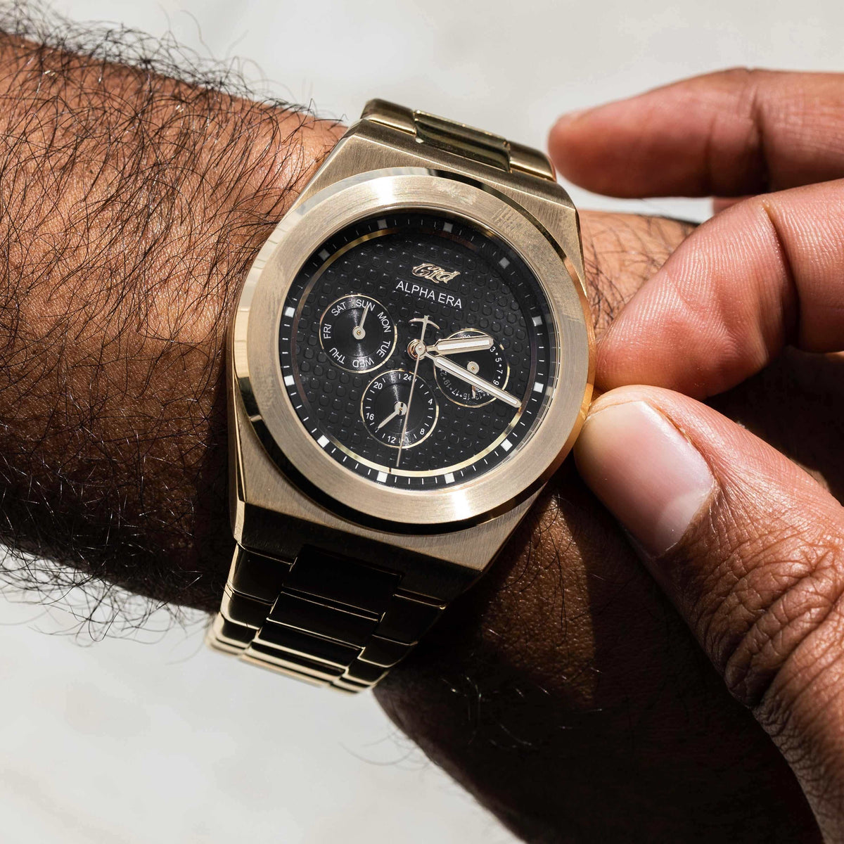 GLD Men 42MM Alpha Era® Gold