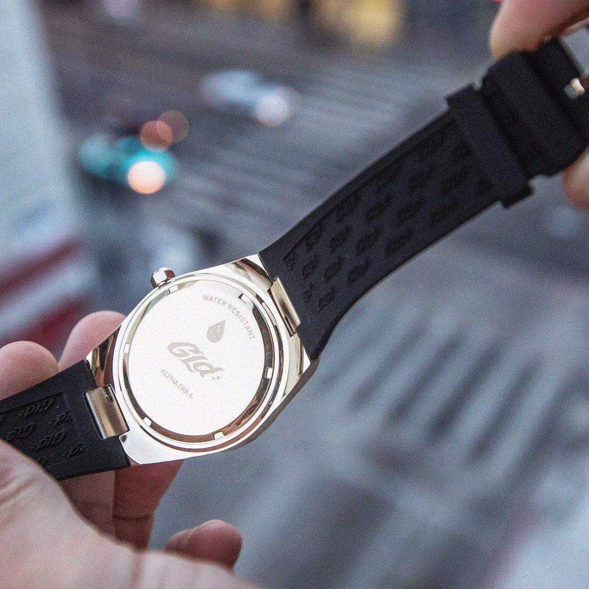 GLD Men 42MM Alpha Era® Gold w/ Rubber Strap