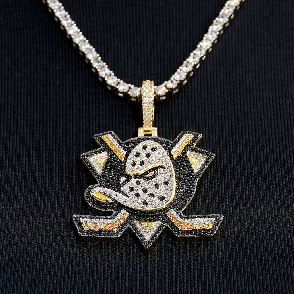 GLD Women Anaheim Ducks Official NHL Logo Pendant in Yellow Gold