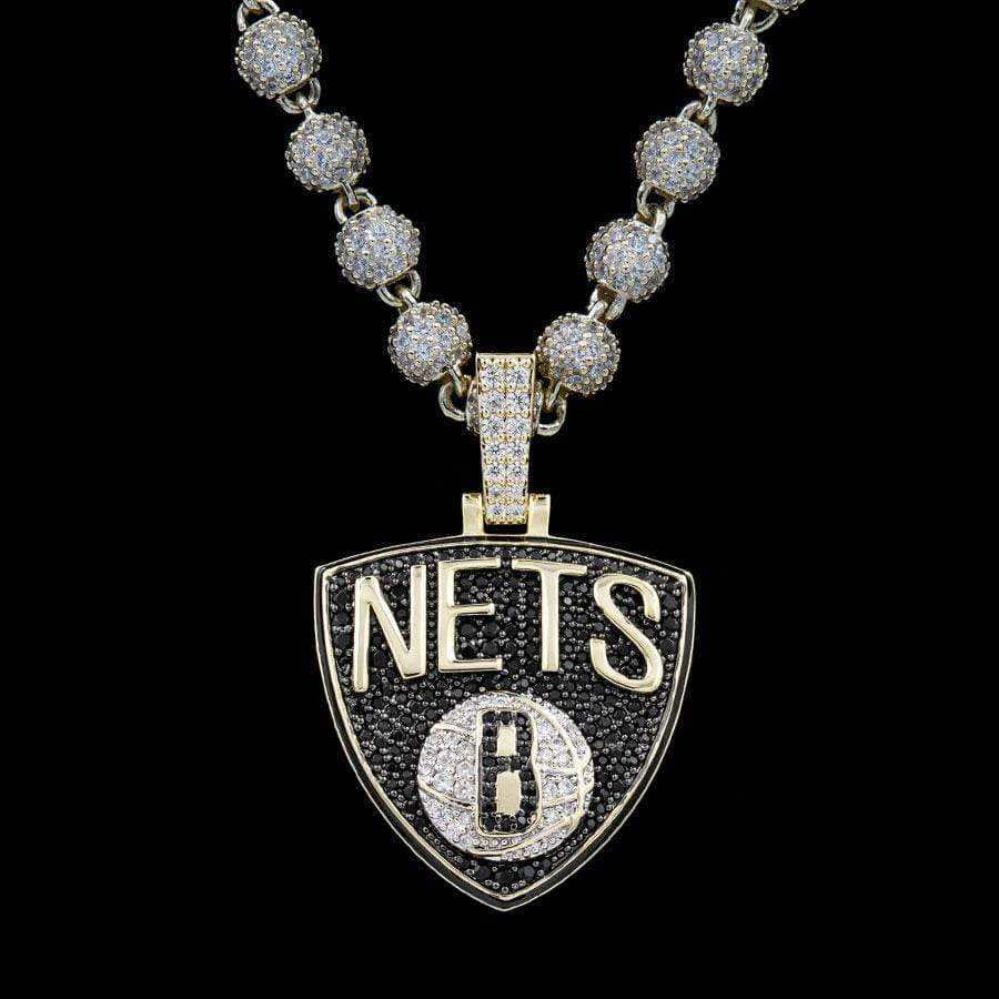 GLD Men Brooklyn Nets Official NBA Logo Pendant in Yellow Gold
