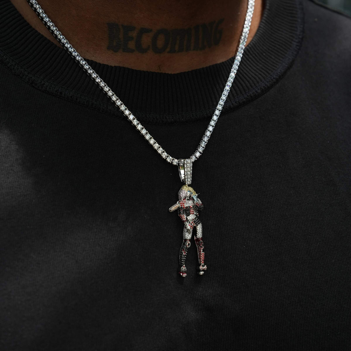 GLD Men Harley Quinn Body Official DC Comics Pendant in White Gold