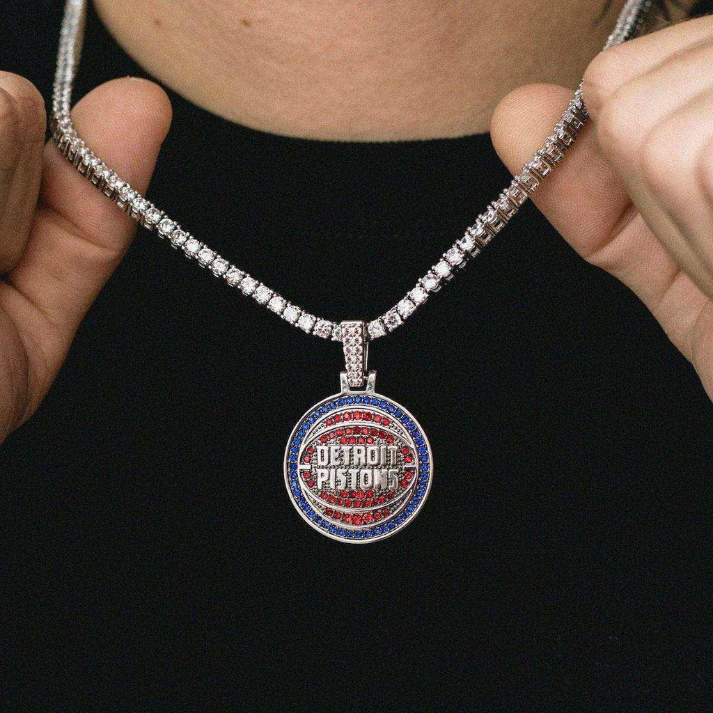 GLD Men Detroit Pistons Official NBA Logo Pendant