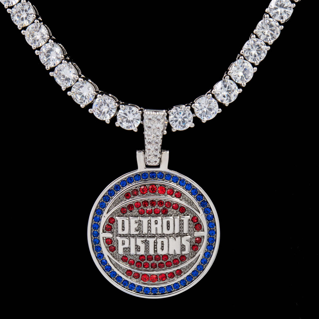 GLD Men Detroit Pistons Official NBA Logo Pendant