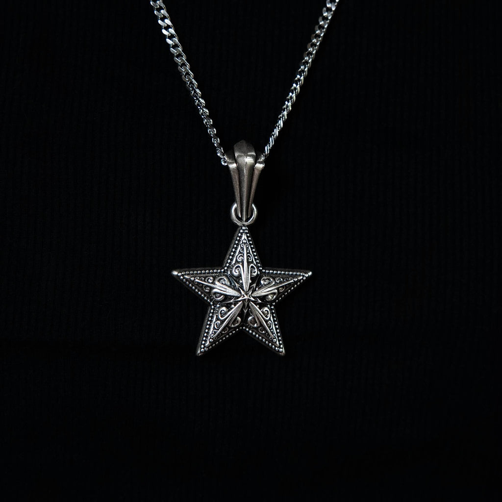 GLD Men Motivo Stella Pendant