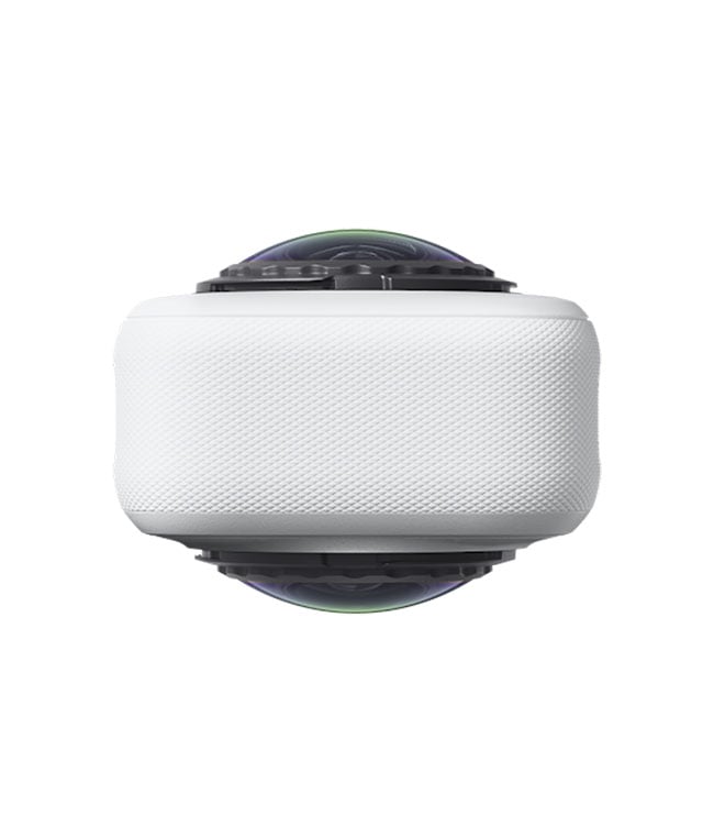 Insta360 X6 Action Camera 8K with 360-Degree Video Essentials Bundle in White - CINSABXA-X604 - image 4