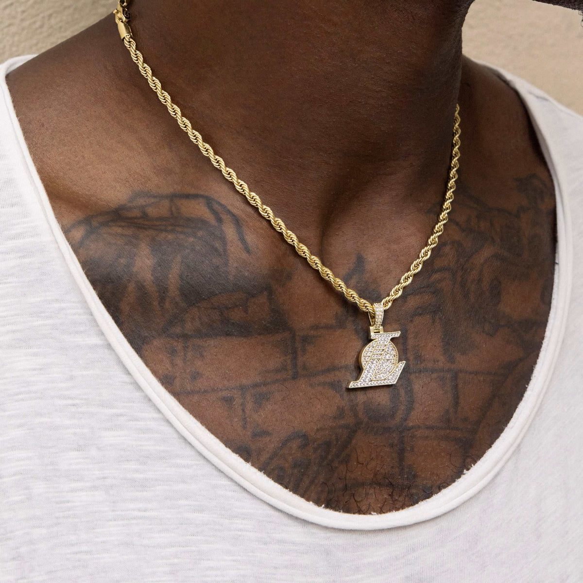 GLD Men Los Angeles Lakers Official NBA Micro Logo Pendant