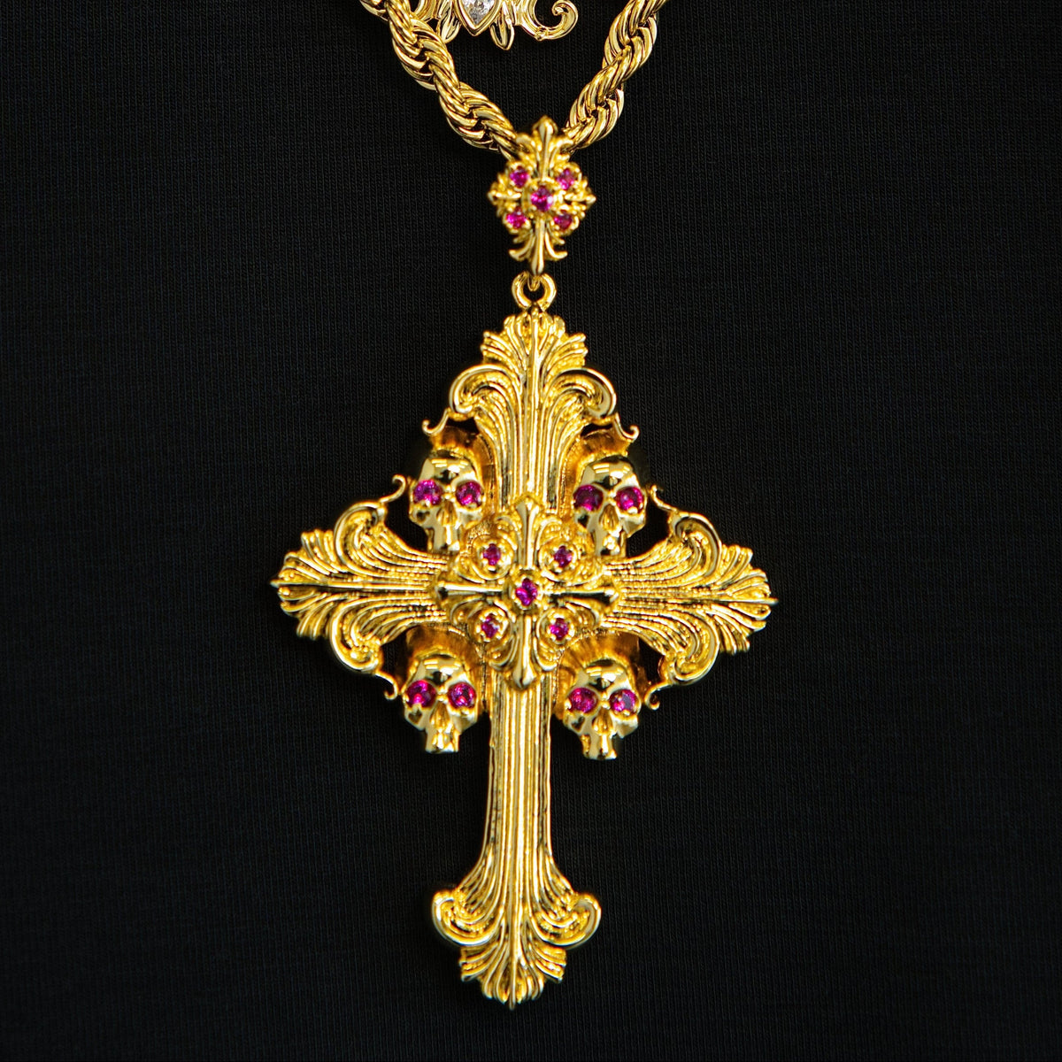 GLD Men Medieval Cross Ruby Stones Pendant in Yellow Gold