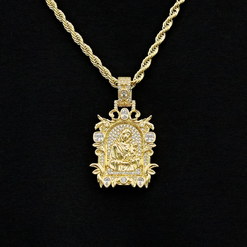 GLD Men Iced Medieval Madonna and Child Pendant in Yellow Gold