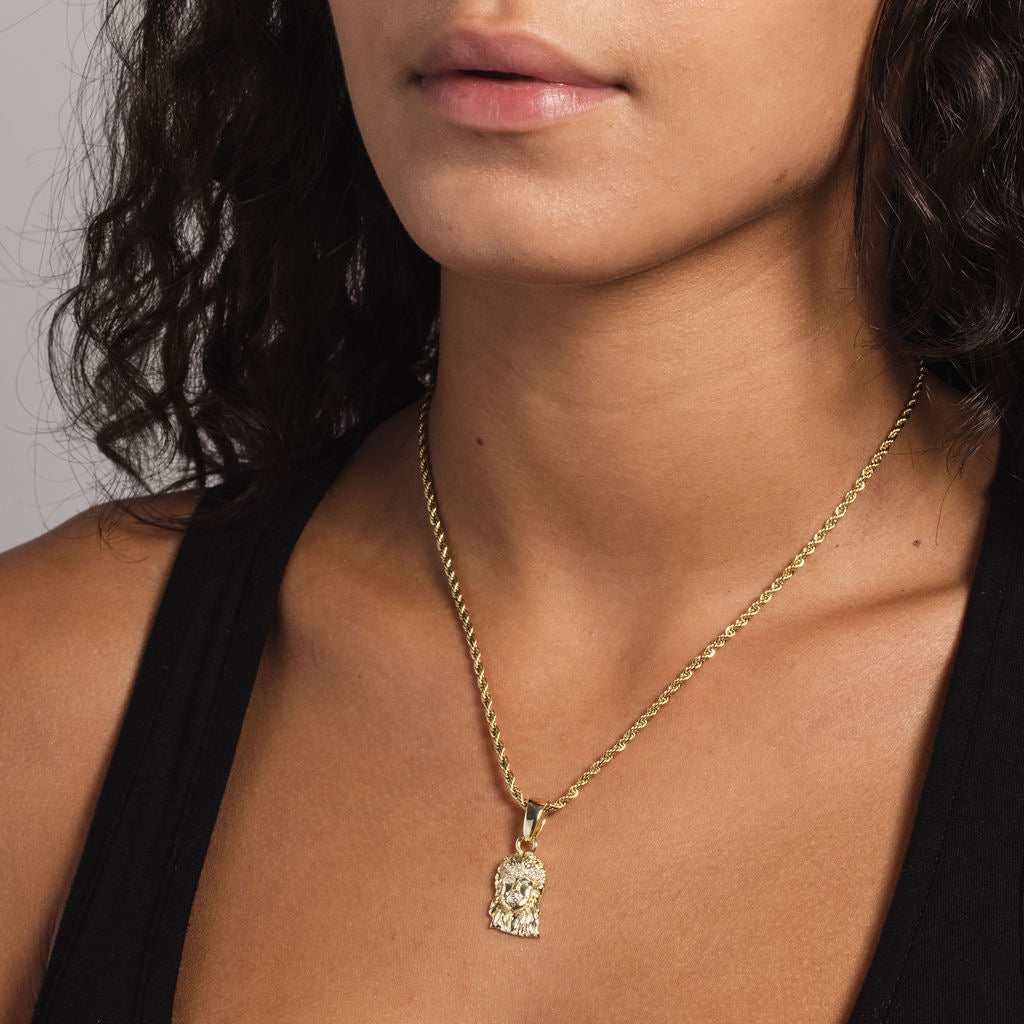 GLD Women Micro Diamond Crown Portrait of Jesus Pendant in Yellow Gold