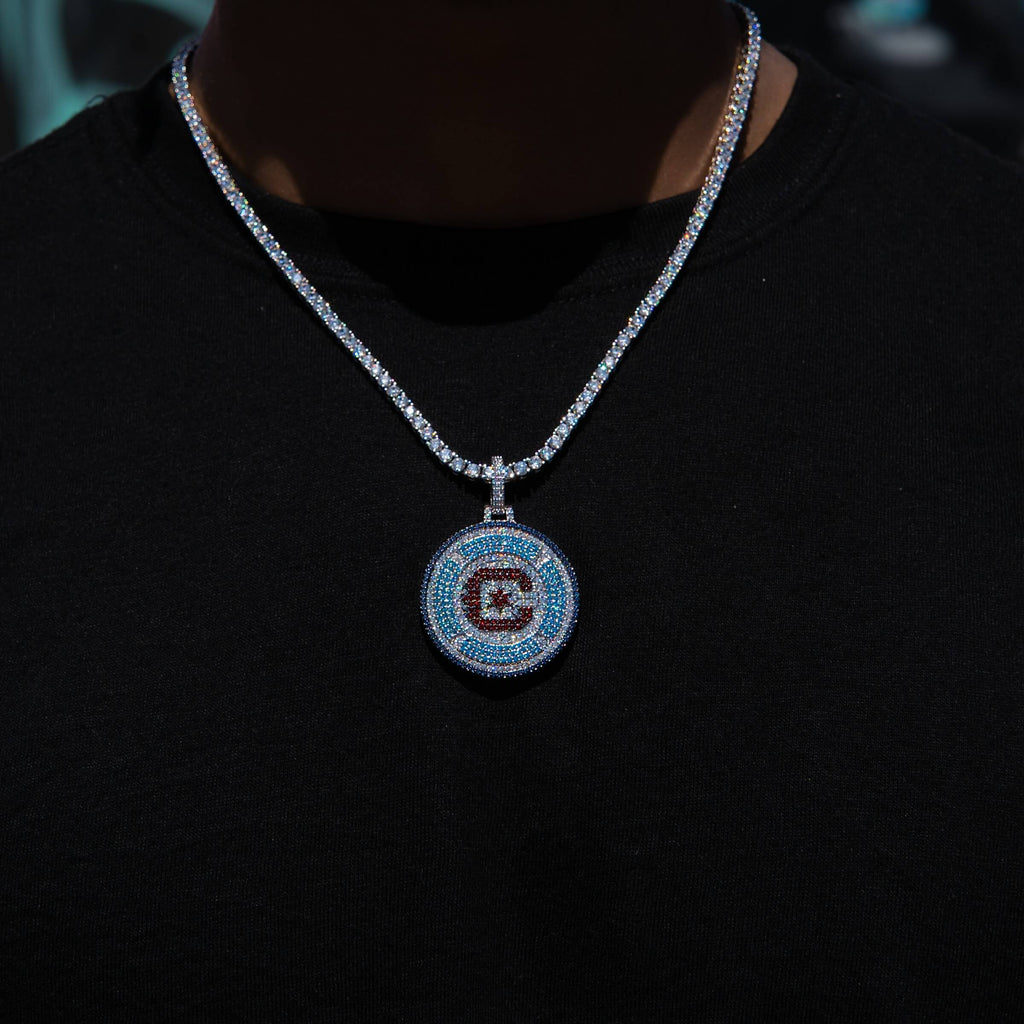 GLD Men Chicago Fire FC Official MLS Logo Pendant in White Gold