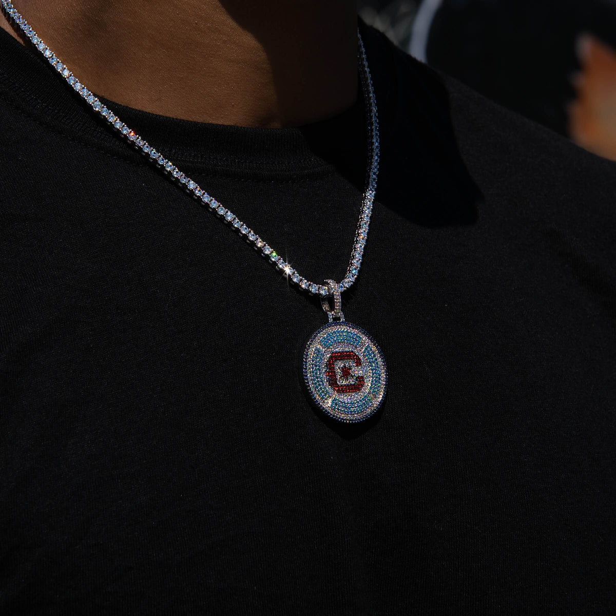 GLD Men Chicago Fire FC Official MLS Logo Pendant in White Gold