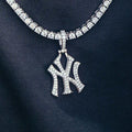 GLD Men New York Yankees Official MLB Micro Logo Pendant in White Gold