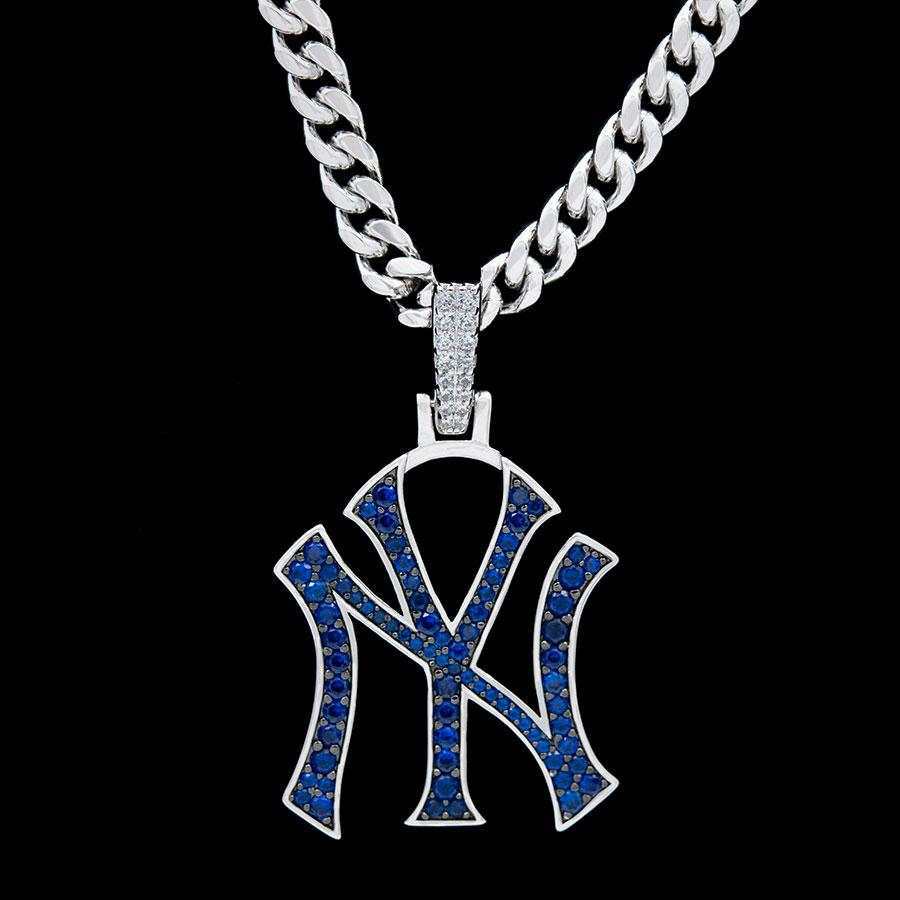 GLD PROMO New York Yankees Official MLB Logo Pendant in White Gold
