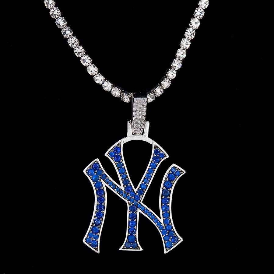 GLD PROMO New York Yankees Official MLB Logo Pendant in White Gold
