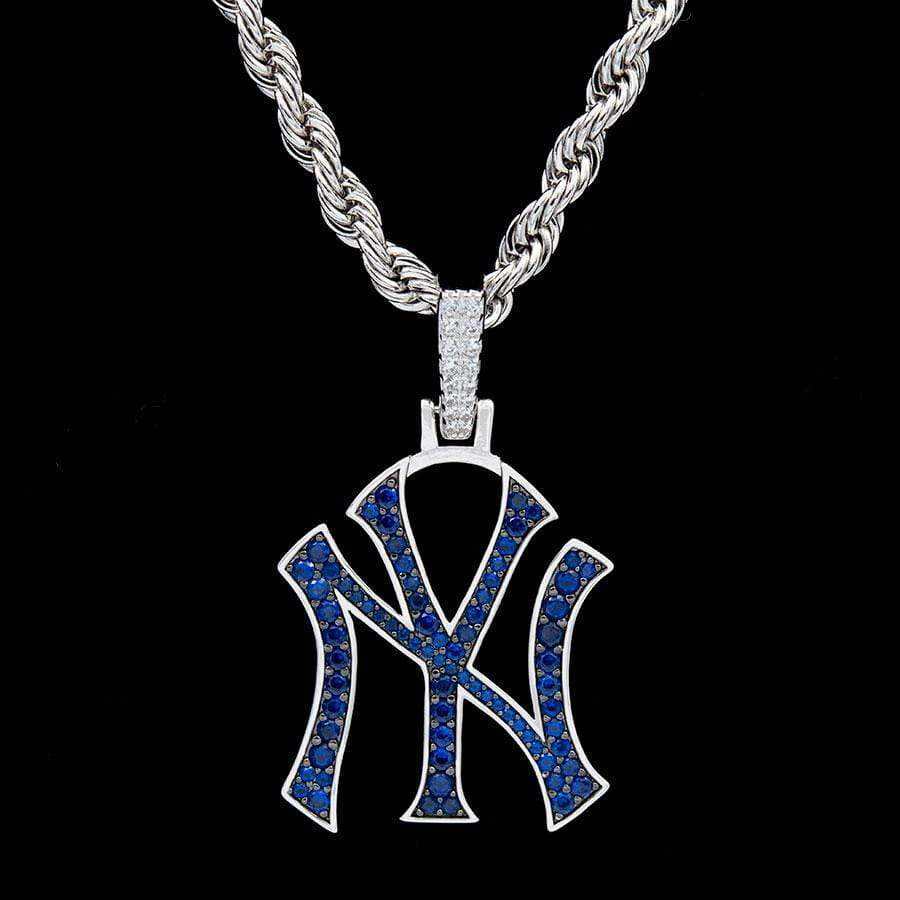 GLD PROMO New York Yankees Official MLB Logo Pendant in White Gold