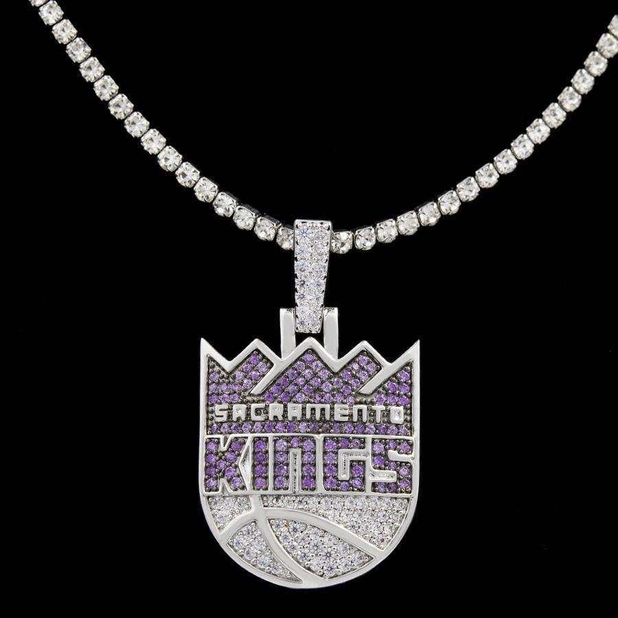 GLD Men Sacramento Kings Official NBA Logo Pendant