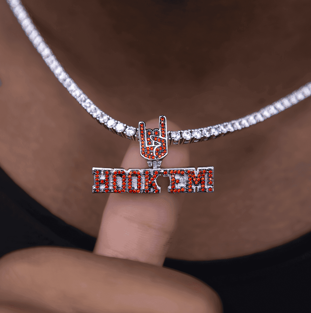 GLD Men Texas Longhorns Official NCAA “Hook 'Em!" Pendant