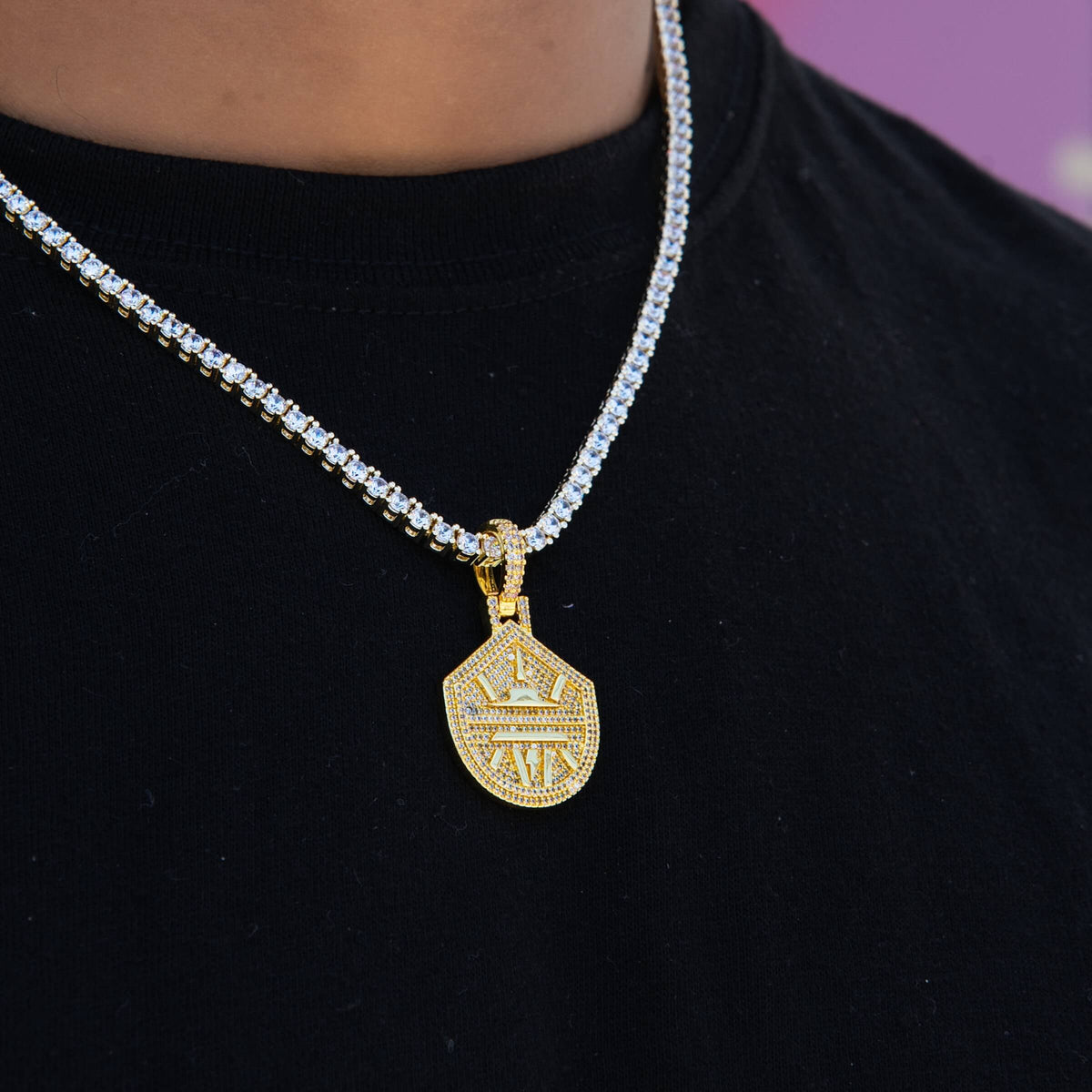 GLD Men Seattle Storm Official WNBA Primary Micro Logo Pendant in Yellow Gold