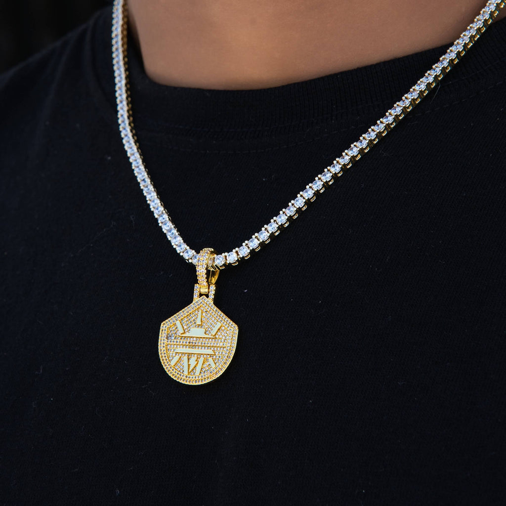 GLD Men Seattle Storm Official WNBA Primary Micro Logo Pendant in Yellow Gold